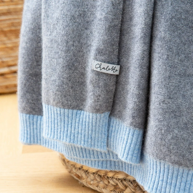 Babydecke 'Himmelsstürmer' | 100% Kaschmir | grau / hellblau | 102 x 105 cm