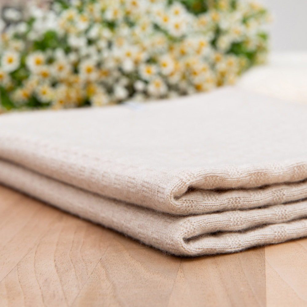 Baby Blanket 'Dünensand' | 100% Cashmere | Mottled Beige | 102 x 105 cm