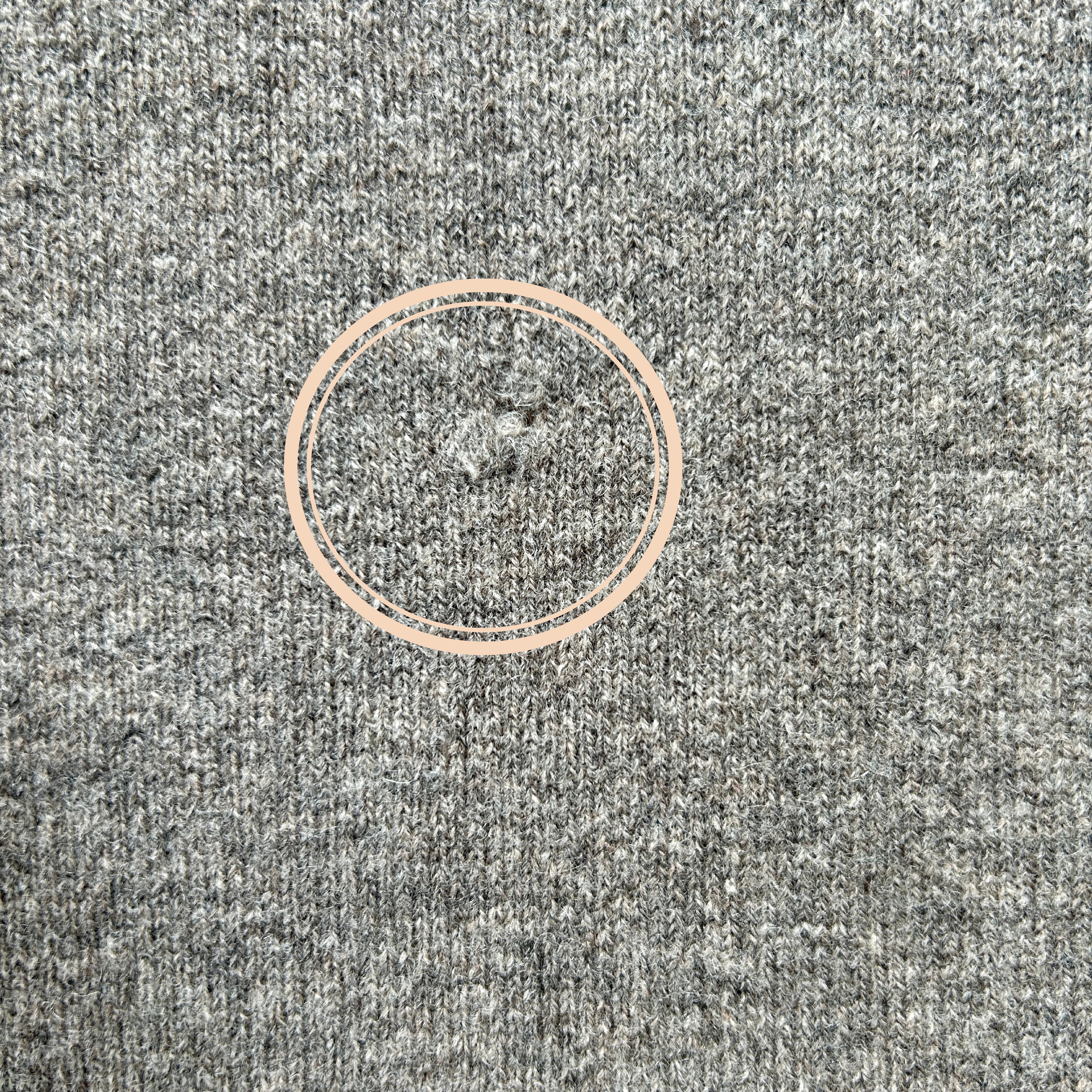 OUTLET | Sofadecke 'Ruhezeit' | dunkelgrau | 175 x 115 cm | Kleines Loch