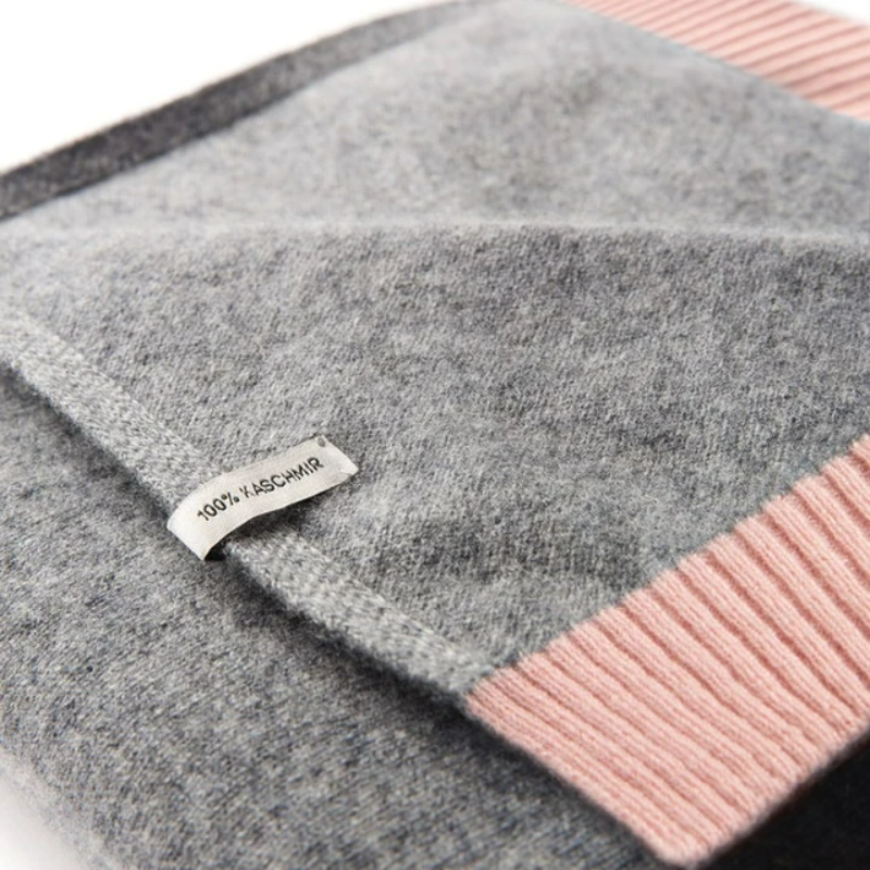 Cashmere blanket 'Zuckerwatte' gray / pink