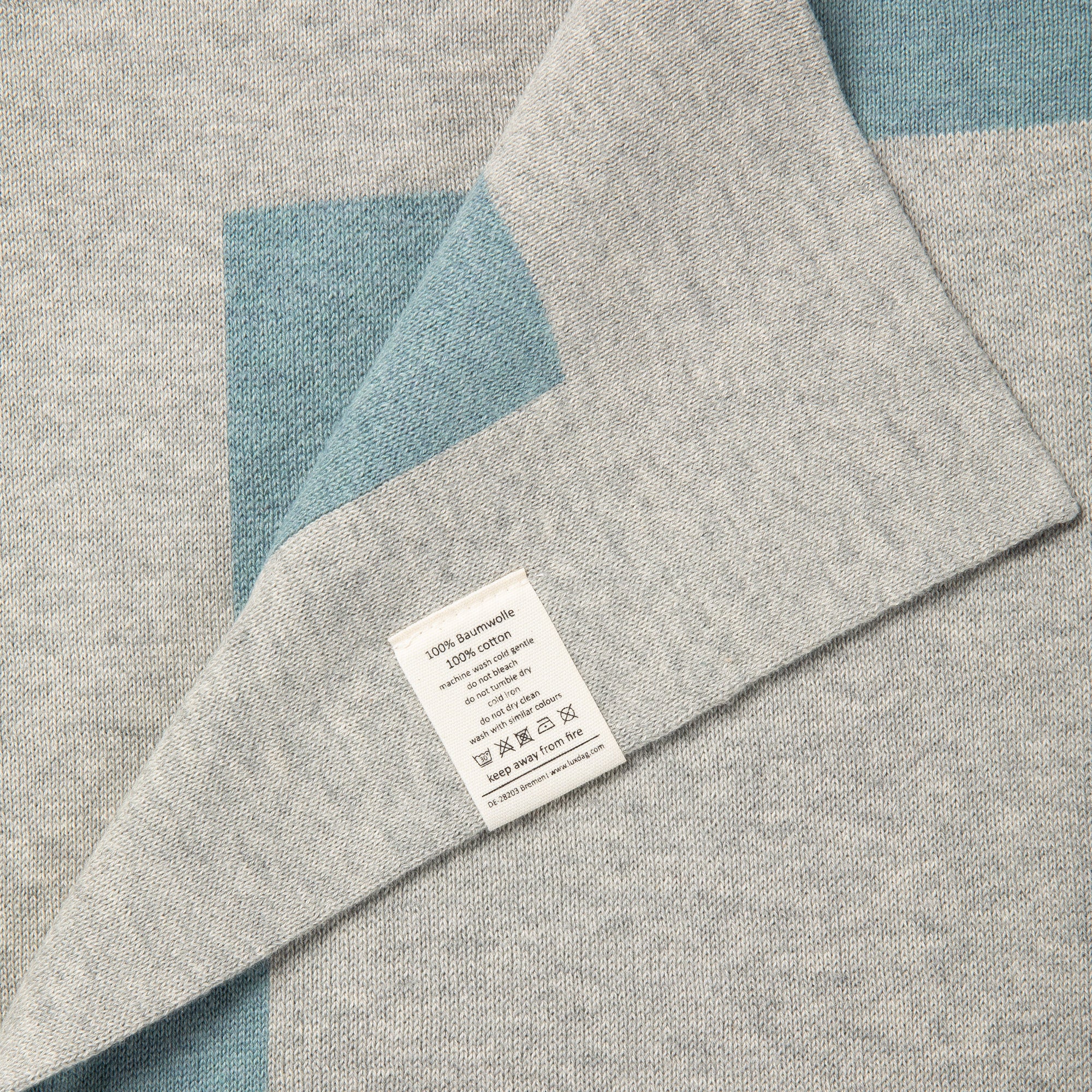 Babydecke Chalette x ohee manufaktur | 'Traumwolke' | 100% Baumwolle | hellgrau / hellblau | 104 x 104 cm