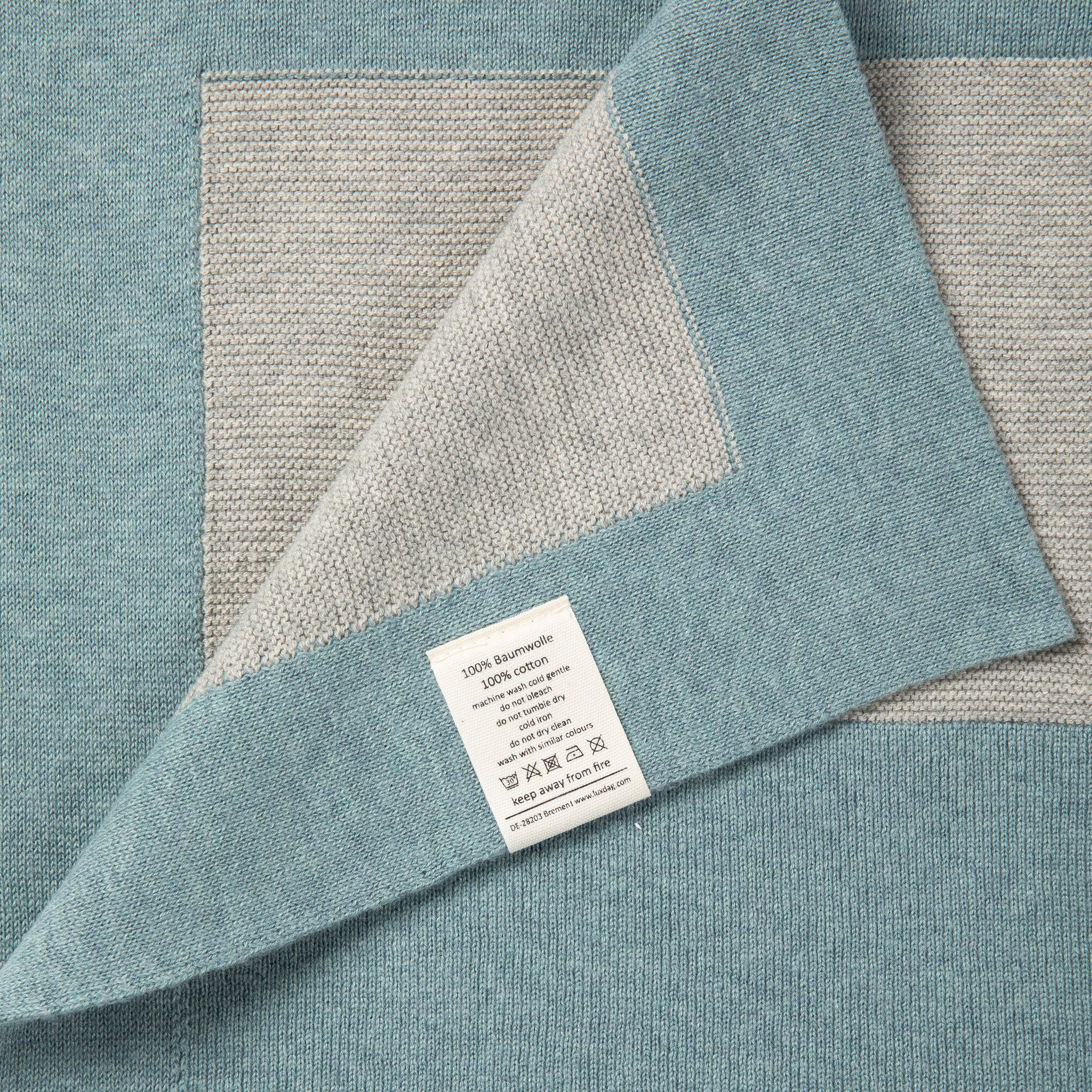 Babydecke Chalette x ohee manufaktur | 'Seebrise' | 100% Baumwolle | hellgrau / hellblau | 104 x 104 cm