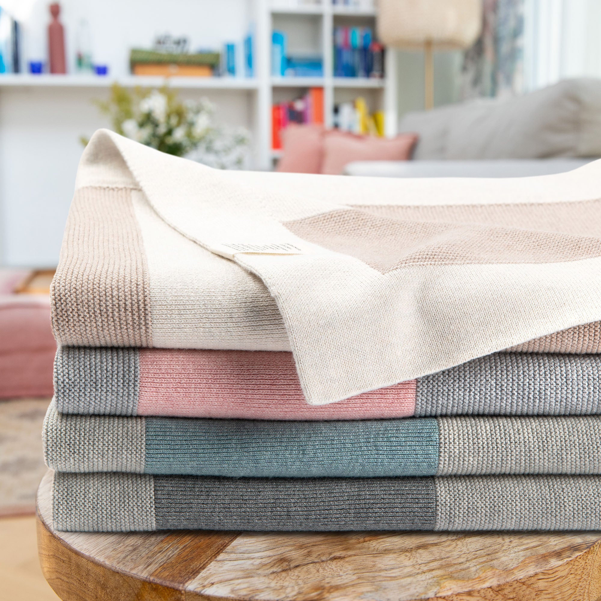 Babydecke Chalette x ohee manufaktur | 'Windrose' | 100% Baumwolle | hellgrau / rosa | 104 x 104 cm