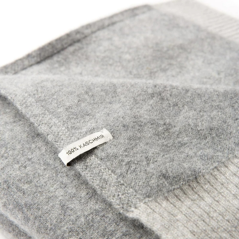 Cashmere blanket 'Traumland' gray / light gray