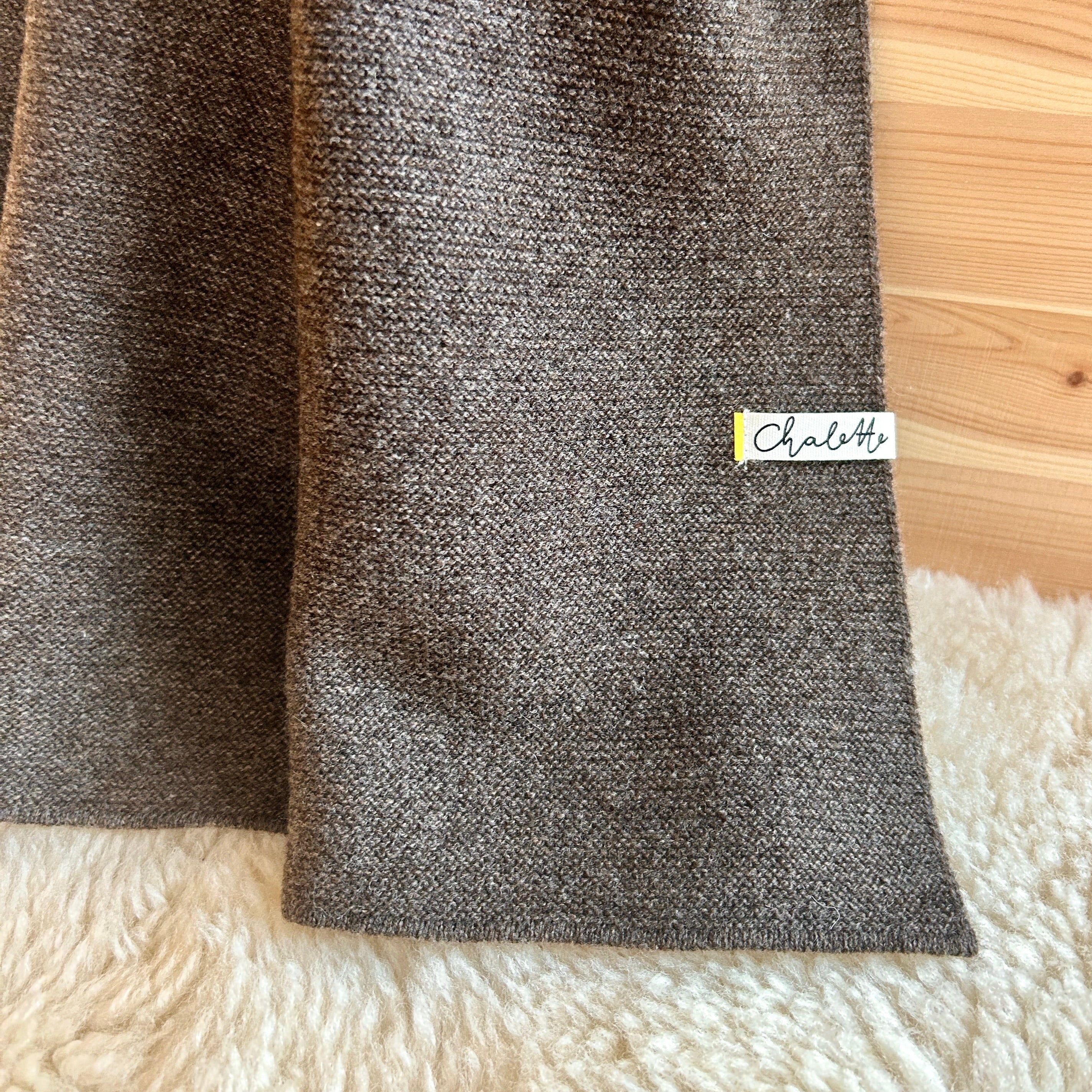 Babydecke Chalette Troll dunkelbraun Merinowolle Kaschmir