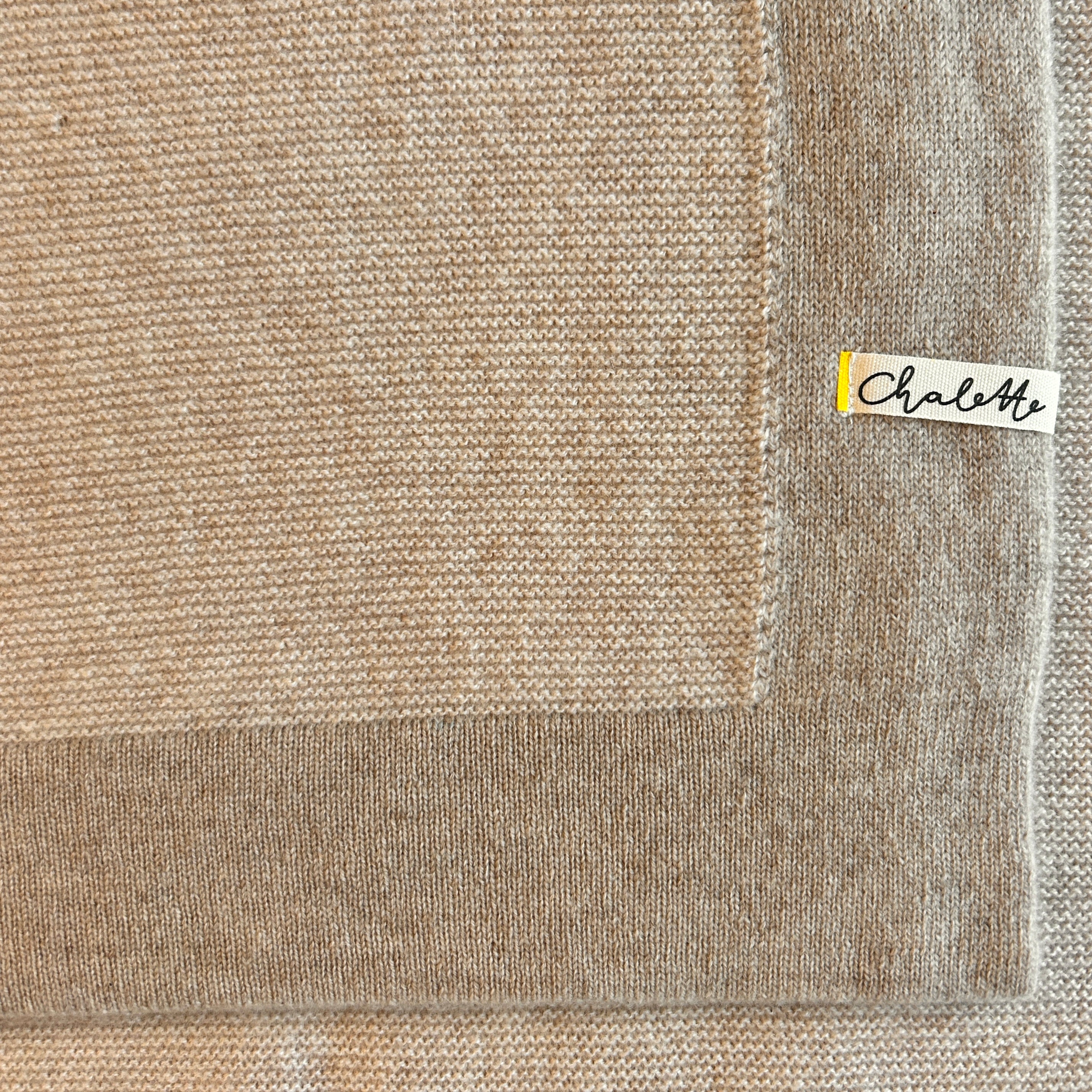 Babydecke 'Sandmuschel' | 100% Kaschmir | hellbeige / beige | 105 x 105 cm