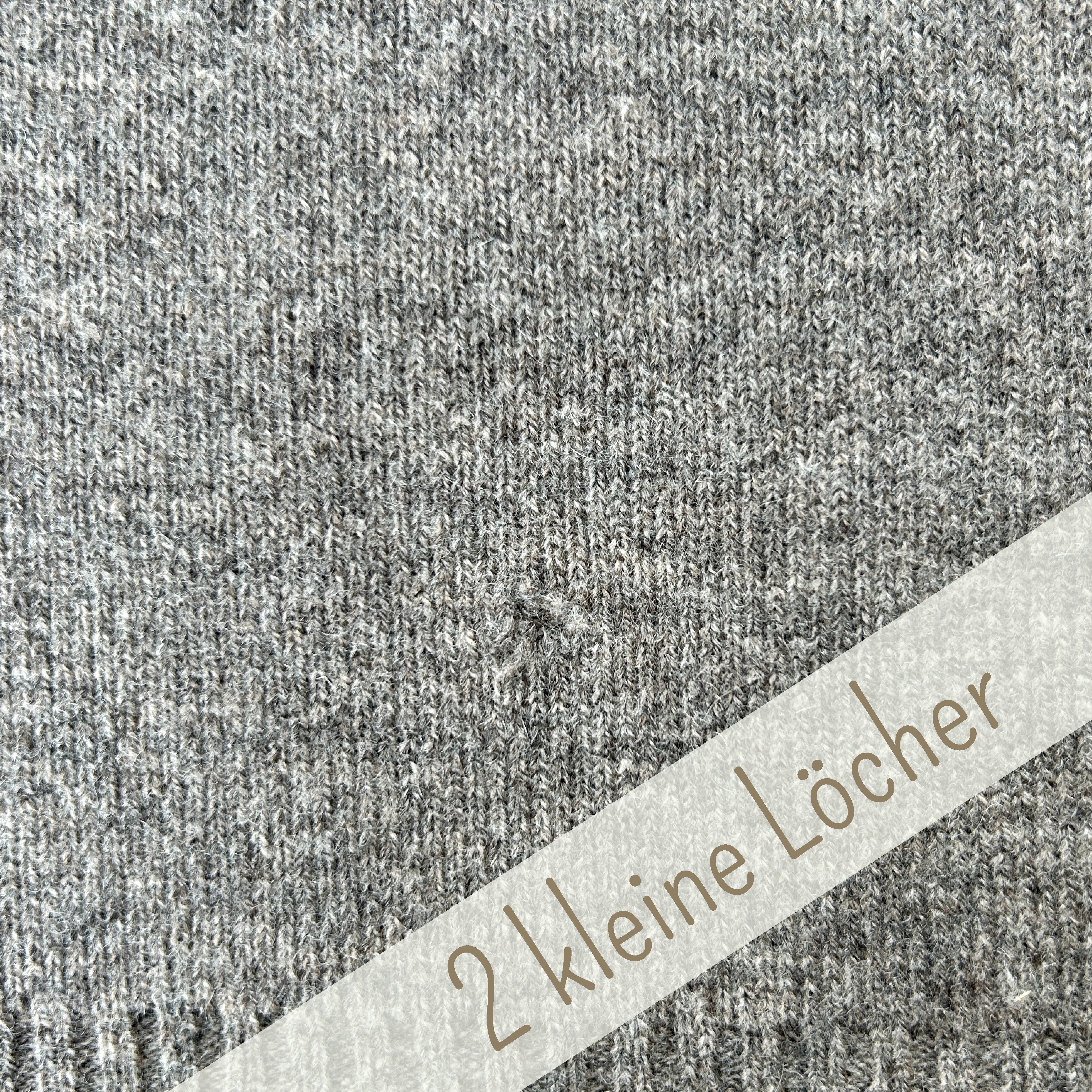 OUTLET | Sofadecke 'Ruhezeit' | dunkelgrau | 175 x 115 cm | Kleine Löcher