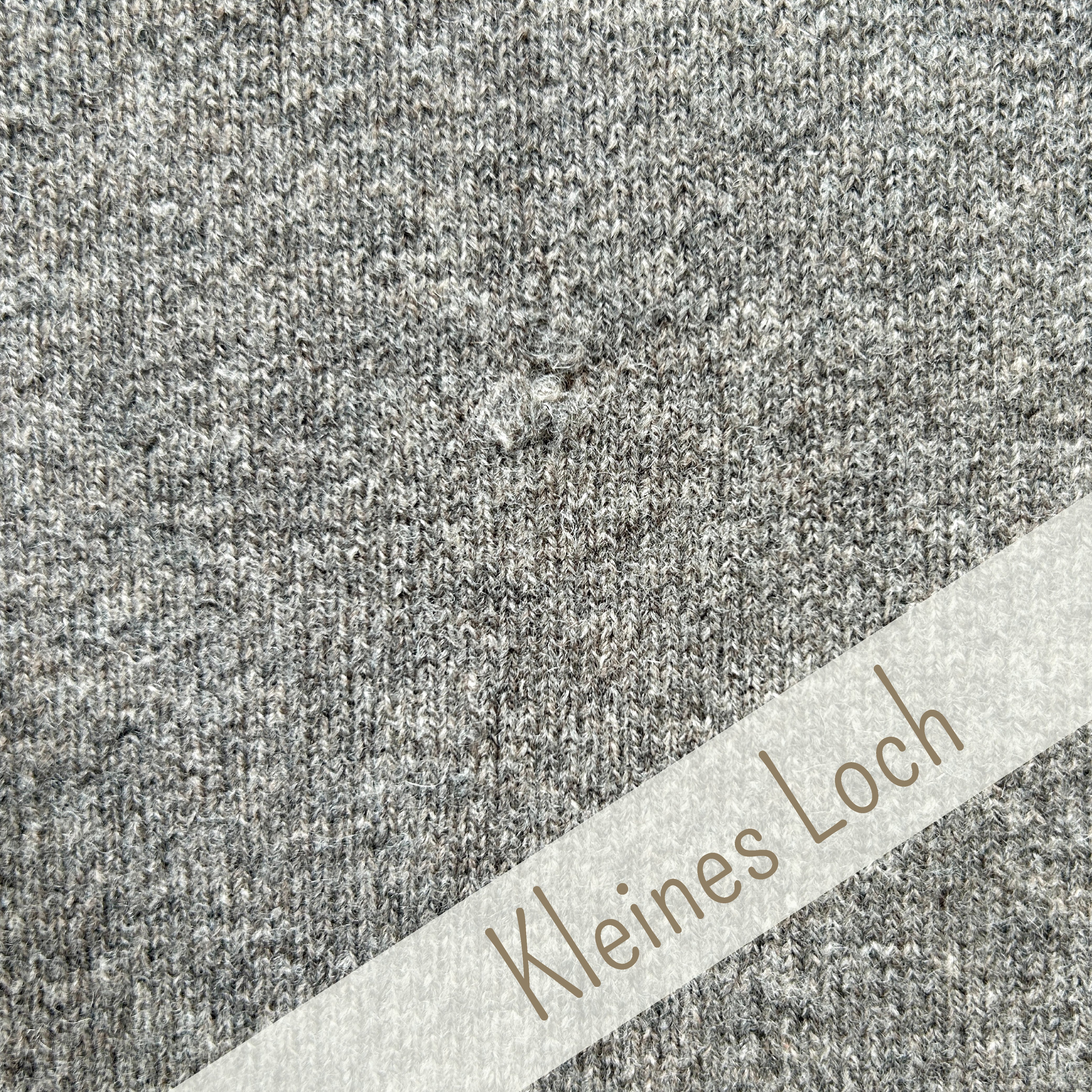 OUTLET | Sofadecke 'Ruhezeit' | dunkelgrau | 175 x 115 cm | Kleines Loch